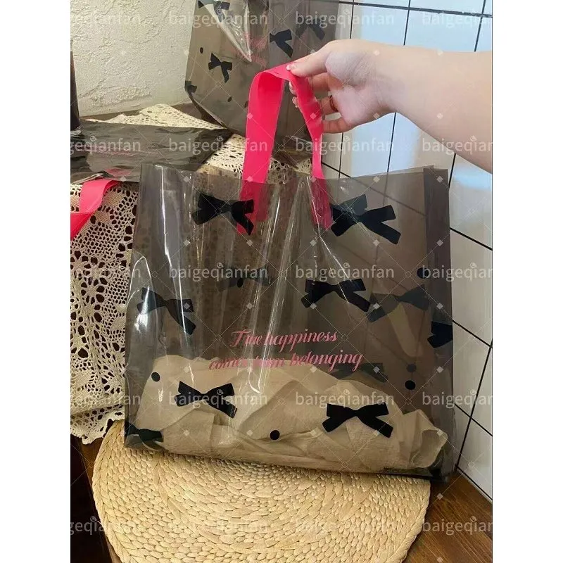 کیسه بسته بندی تی شرت پلاستیکی مشکی کارخانه مستقیم OEM لباس سفارشی کیسه زیپ پلاستیکی برای بسته بندی لباس